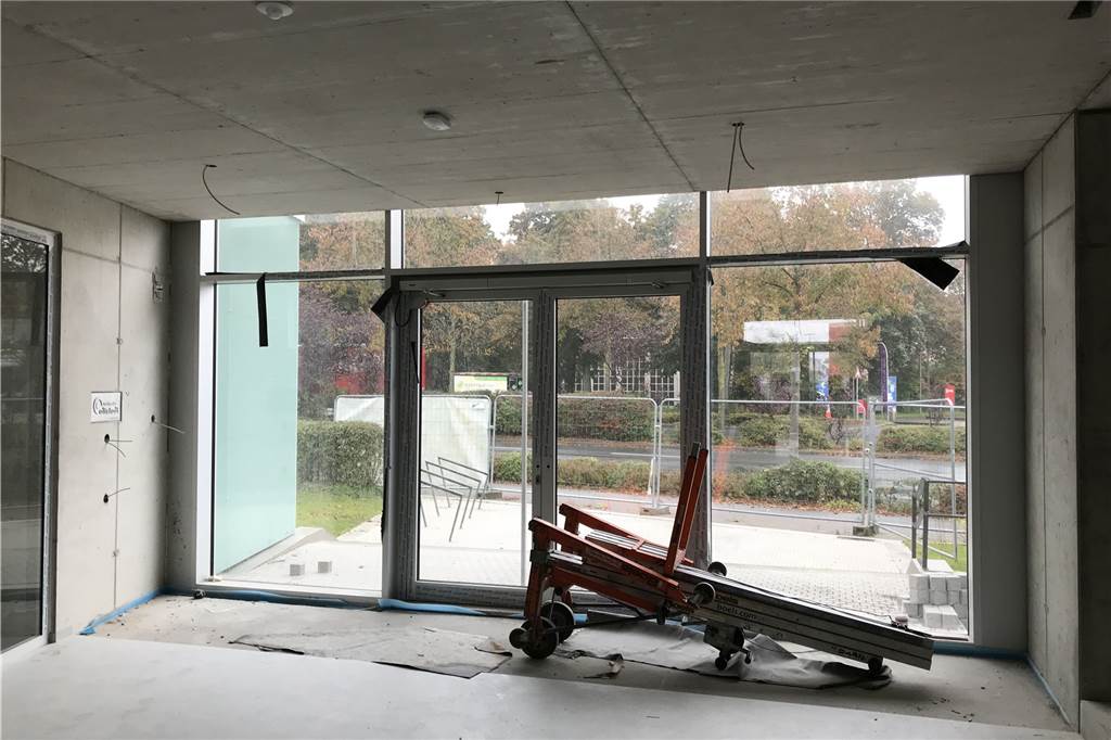Der neue Eingangsbereich von der Innenstadt-Seite.