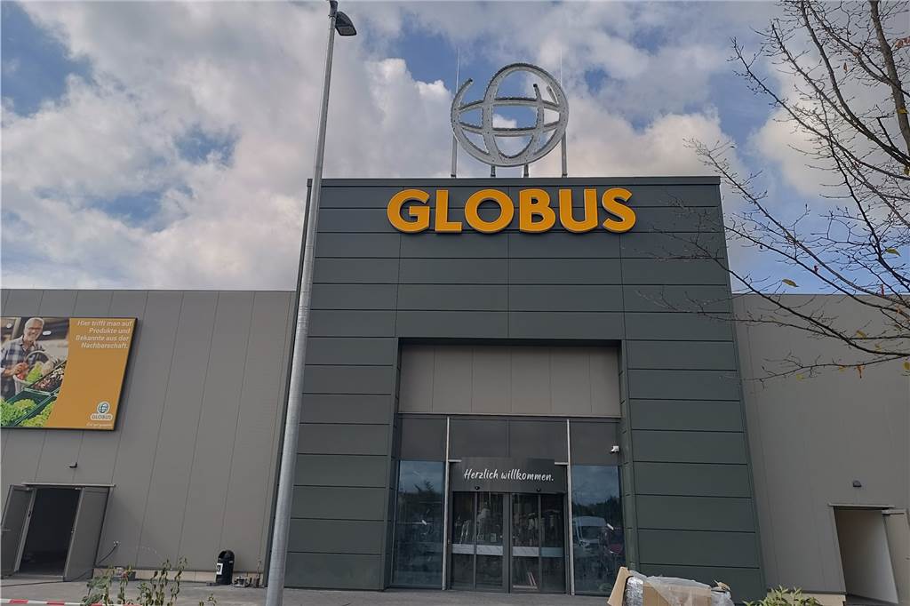 Globus entlässt erste Mitarbeiter: Geschäft soll aber besser laufen als erhofft Der neue Globus im CastropPark
