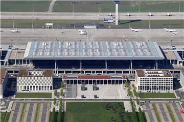 Der neue Hauptstadtflughafen BER, aufgenommen am 19.05.2017 in Schönefeld. Der neue Hauptstadtflughafen BER soll nicht mit einem Nebengebäude eröffnet werden. Foto: Ralf Hirschberger