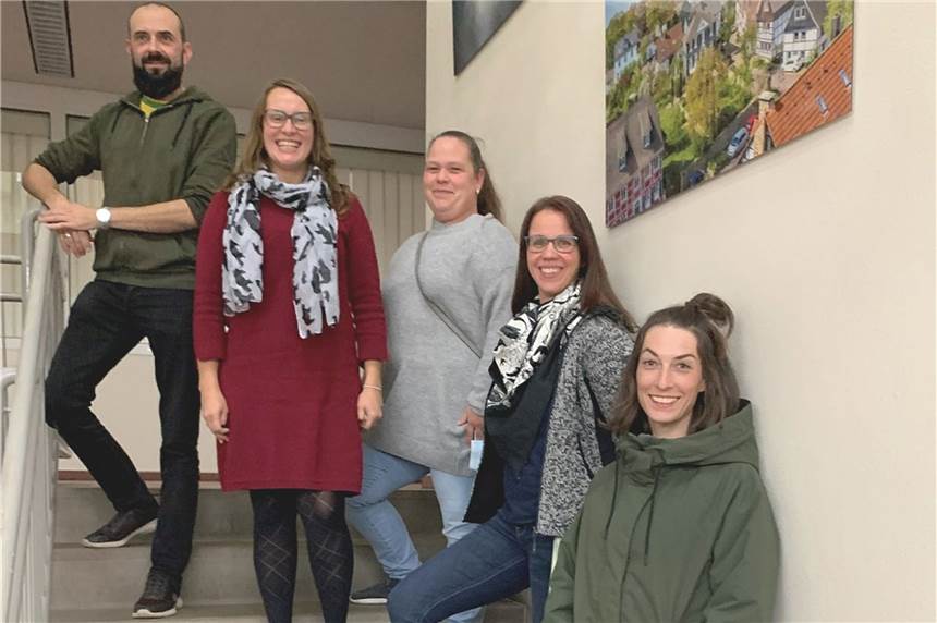 Neuer Elternbeirat für Schwerter Kitas gewählt Der neue JAEB: Stefan vom Schemm, Karolina Kretschmar, Annina Möllmann, Sibylle Krautwurst und Miriam Schrader (v.l.).