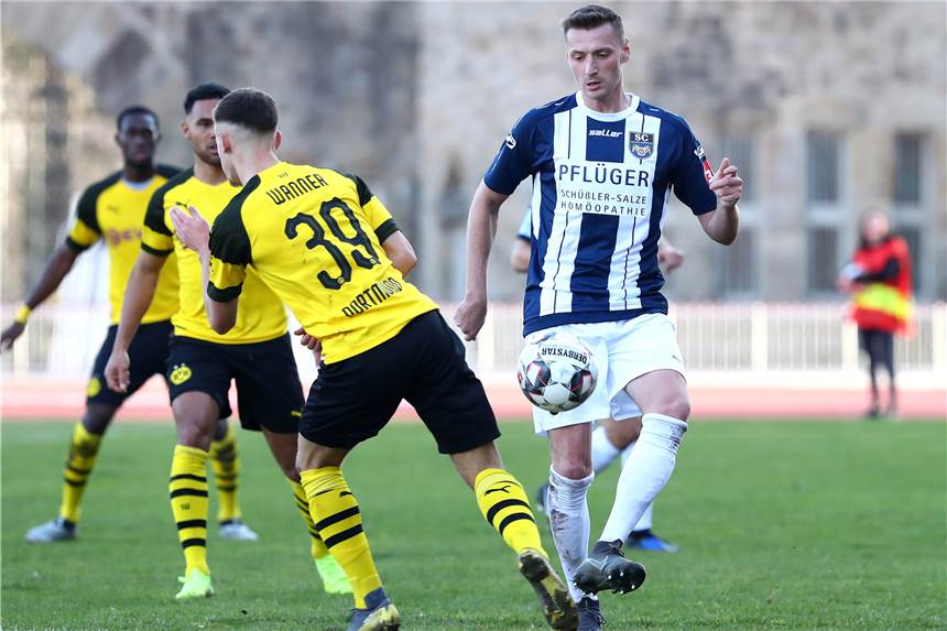 BSV Schüren sticht Bövinghausen aus: Regionalliga-Tormaschine wechselt zum Westfalenligisten Der neue Schürener Stürmer spielte in der vergangenen Saison noch gegen den BVB II.