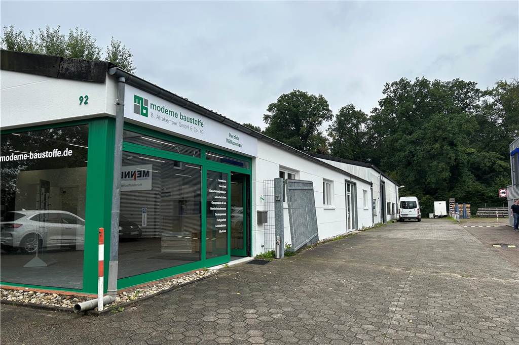 Firma wechselt von Lüdinghausen nach Selm: Näher an die Kunden heran Der neue Sitz der Firma Moderne Baustoffe GmbH & Co KG ist an der Werner Straße 92 in Selm.