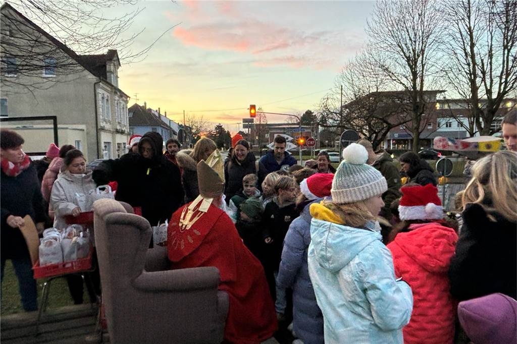 Nikolaus mit Kindern