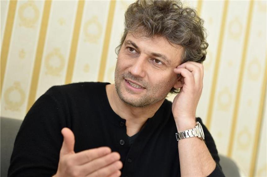 Jonas Kaufmann wurde zu Karrierebeginn sexuell belästigt Der Opernsänger Jonas Kaufmann spricht über sexuelle Erpressung. Foto: Angelika Warmuth
