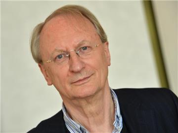 Der Päsident der Akademie der Künste Klaus Staeck. Foto: Arne Dedert