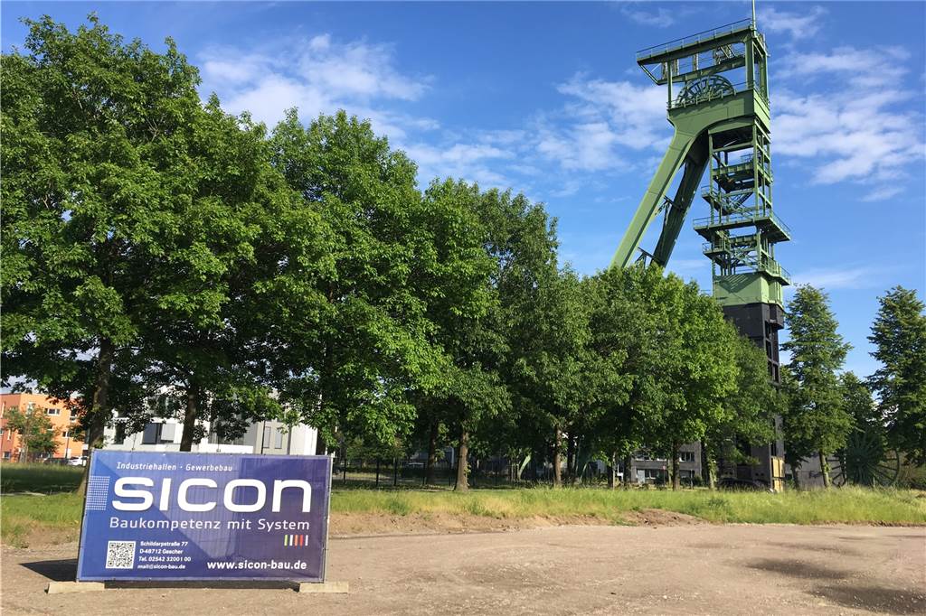 Mit Zäunen aus dem Erinpark ganz hoch hinaus: Xscape-Fläche im Visier Der Partner für den Bau der neuen Halle im Erinpark ist schon gefunden. Bei Sicon handelt es sich um eine Unternehmensgruppe aus Gescher, die sich auf den schlüsselfertigen Bau von Industriehallen, Gewerbebetrieben, Bürogebäuden und Wohnhäusern konzentriert.