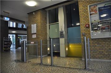 Der Paternoster im Lüner Rathaus bleibt vorerst weiter für die Öffentlichkeit gesperrt.