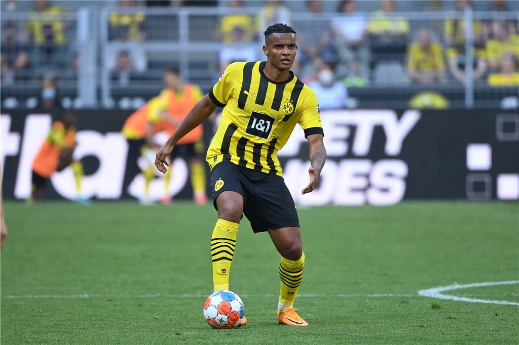 Der Poker um BVB-Spieler Manuel Akanji könnte sich noch wochenlang hinziehen.