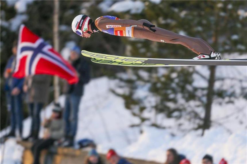 Stoch gewinnt Qualifikation in Trondheim - Freitag Fünfter Der Pole Kamil Stoch hat auch die Qualifikation für das Springen am 15. März in Trondheim gewonnen. Foto: Geir Olsen/NTB scanpix
