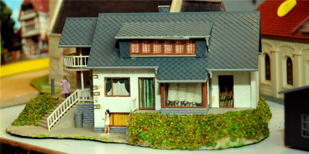Immobilienpreise in Schwerte leicht gesunken – ein Ende der Hochpreisphase? Der Preis für ein schmuckes Eigenheim ist zur Jahresmitte hin wieder leicht gesunken.