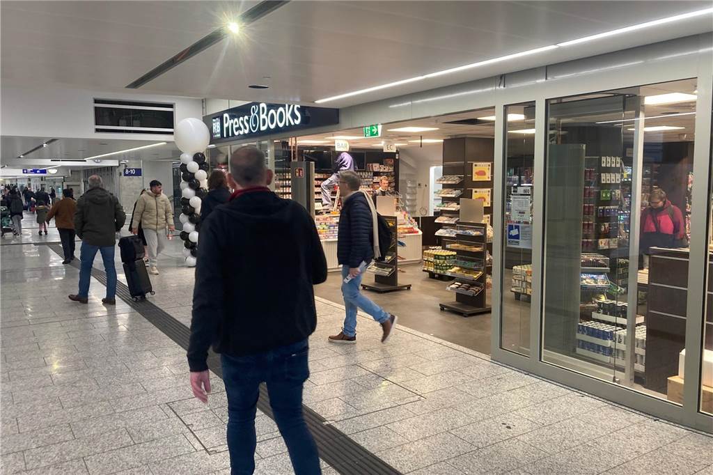 Der Presse- und Buch-Shop in der neugestalteten Bahnhofspassage hat bereits wiedereröffnet.