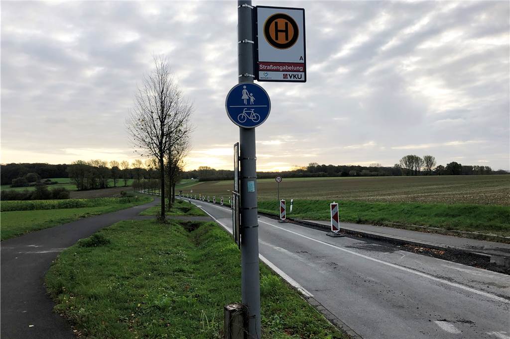 Radwegsperrung am Siebenpfennigsknapp: Führt Umleitung in Sackgasse? Der Radweg zwischen der B236 und Cappenberg ist frei. Auch, wenn die Borker Straße wegen Baumaßnahmen gesperrt ist.