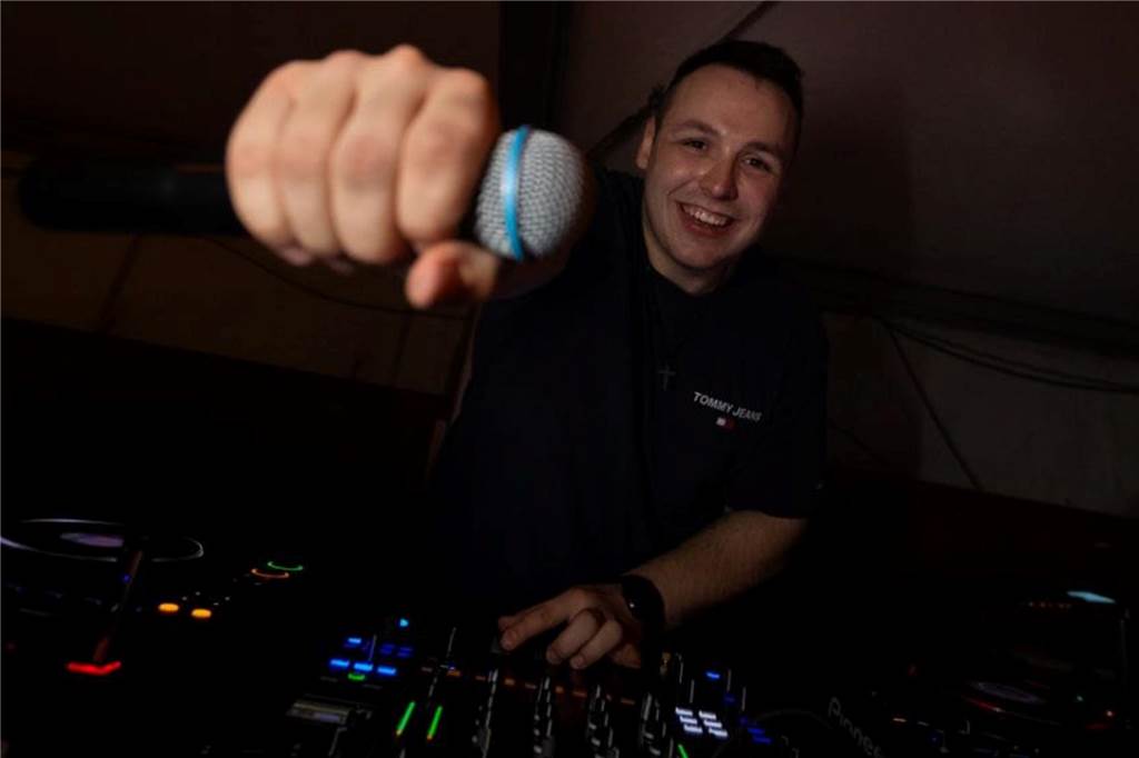DJ und Musikproduzent Plohr: „Jeder Gig ist etwas Besonderes für mich“ DJ Plohr