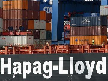 Der Reisekonzern TUI verdankt die schwarzen Zahlen der Beteiligung an der Reederei Hapag-Lloyd.
