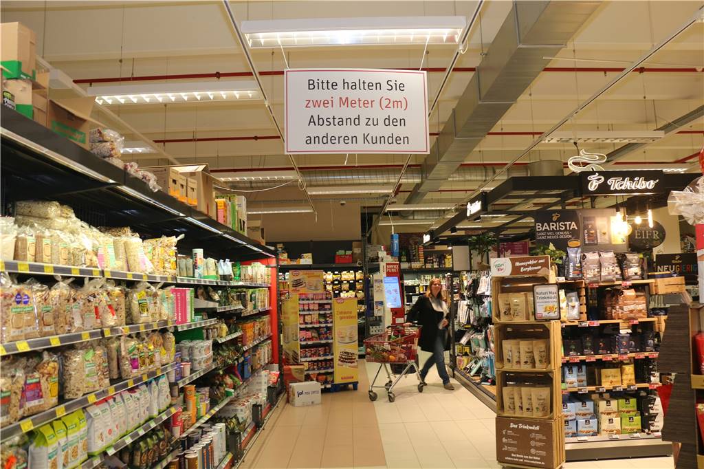 Firmensprecher stellt Pläne fürs Horne-Center Werne vor: Rewe wird umgekrempelt Der Rewe in der Werne City Mall wird voraussichtlich nicht mehr von Christian Symalla sein, aber definitiv anders aussehen.