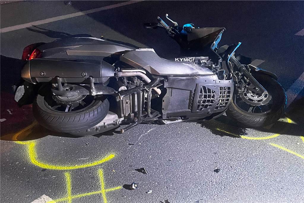 Unfall in Dorsten: Rettungshubschrauber war im Einsatz Der Rollerfahrer aus Marl wurde bei dem Unfall schwer verletzt.