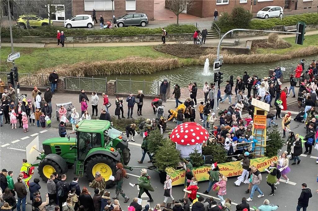 Rosenmontagszug startet am 12. Februar mit etwa 20 Gruppen Rosenmontagszug in Dorsten