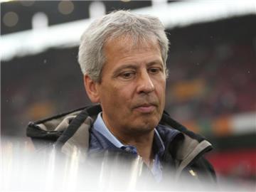 Der Rücktritt von Mönchengladbachs Trainer Lucien Favre enttäuschte ehemalige Gladbach-Stars. Foto: Maja Hitij
