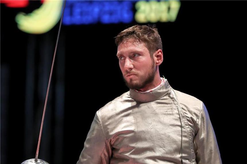 Deutsche Säbelfechter beim Weltcup in Madrid auf Platz fünf Der Säbelfechter Max Hartung ist zu sehen. Foto: Jan Woitas/Archiv
