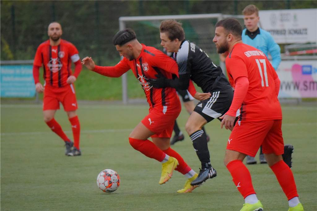 Der SC Berchum Garenfeld hat gegen Firtinaspor Herne 0:0 gespielt.