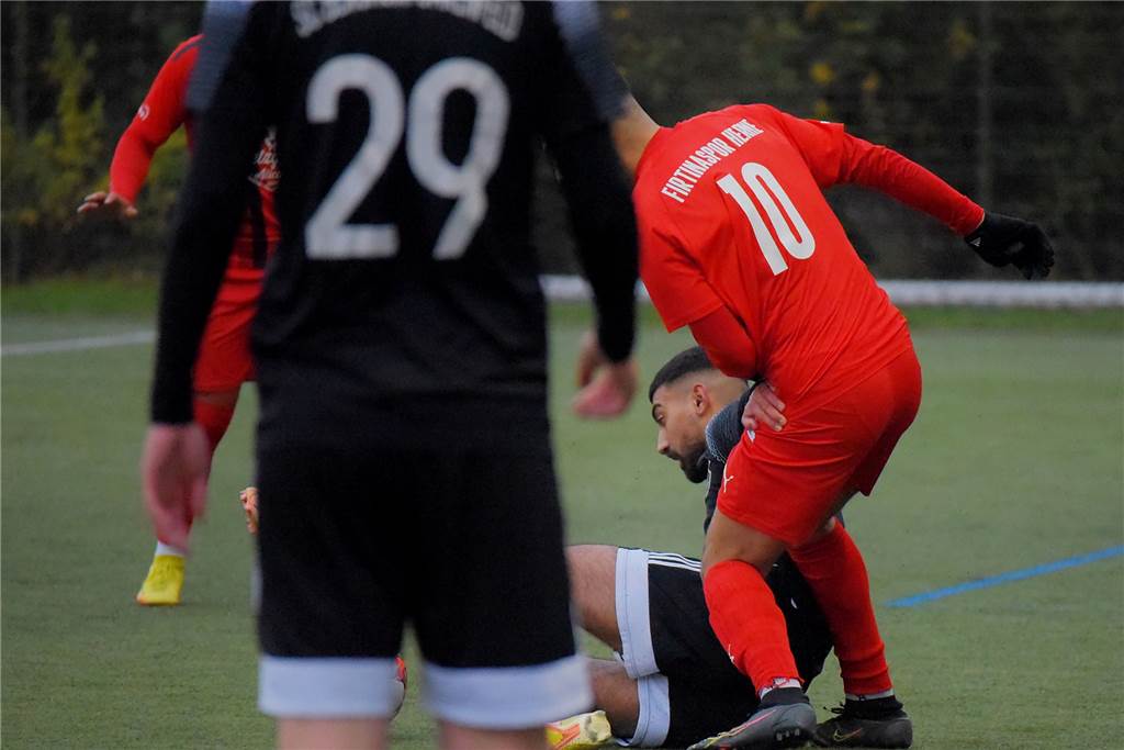 Der SC Berchum Garenfeld hat gegen Firtinaspor Herne 0:0 gespielt.