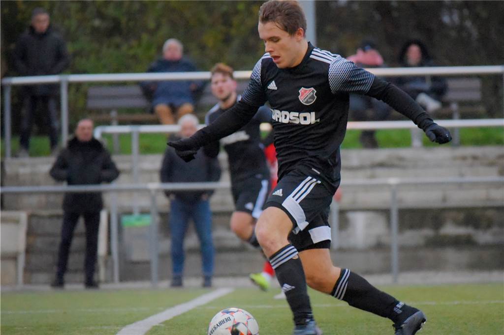 Der SC Berchum Garenfeld hat gegen Firtinaspor Herne 0:0 gespielt.