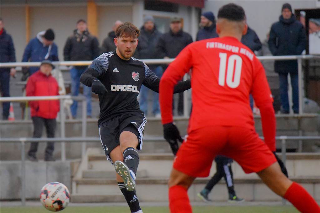 Der SC Berchum Garenfeld hat gegen Firtinaspor Herne 0:0 gespielt.