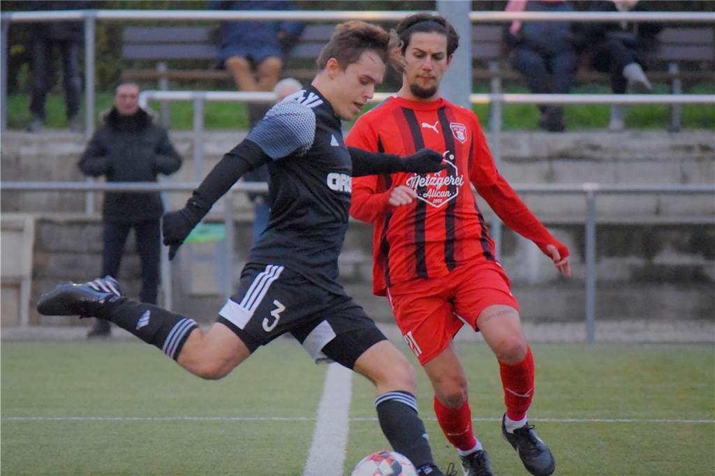 Der SC Berchum Garenfeld hat gegen Firtinaspor Herne 0:0 gespielt.