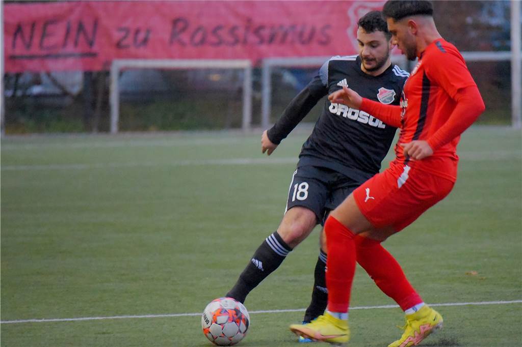 Der SC Berchum Garenfeld hat gegen Firtinaspor Herne 0:0 gespielt.