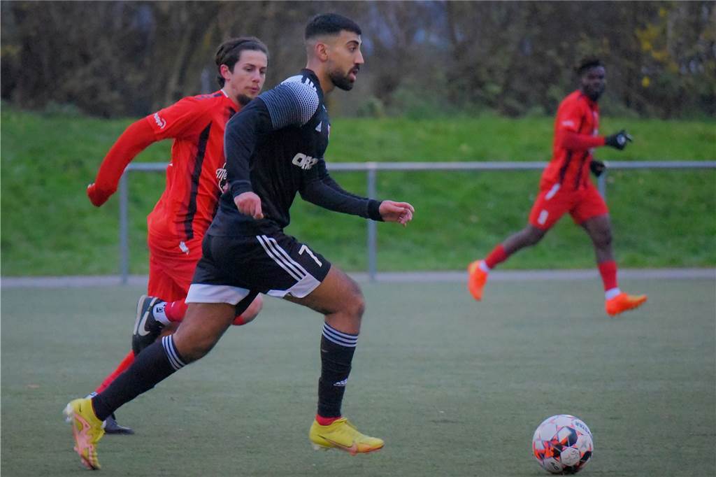 Der SC Berchum Garenfeld hat gegen Firtinaspor Herne 0:0 gespielt.