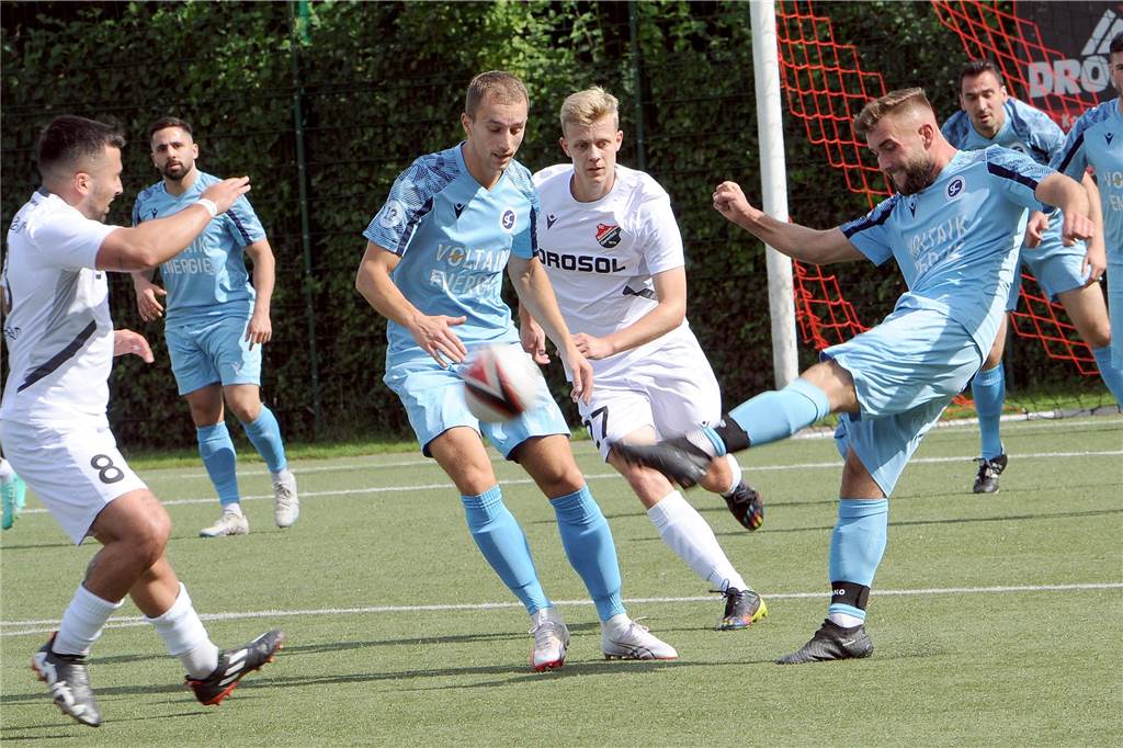 Der SC Berchum/Garenfeld hat gegen den SC Lüdenscheid mit 5:1 gewonnen.