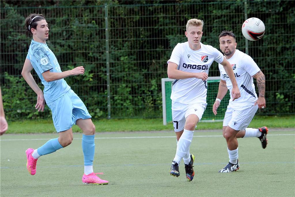 Der SC Berchum/Garenfeld hat gegen den SC Lüdenscheid mit 5:1 gewonnen.