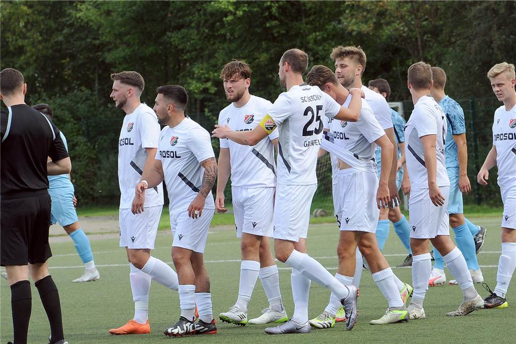 Der SC Berchum/Garenfeld hat gegen den SC Lüdenscheid mit 5:1 gewonnen.