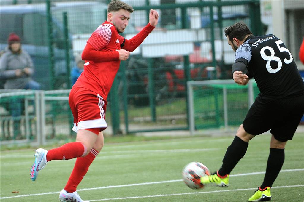 Der SC Berchum/Garenfeld hat gegen den SV Wanne mit 0:5 verloren.