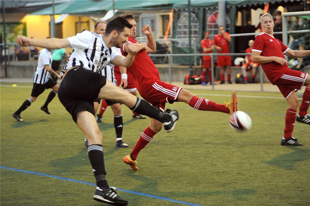 Der SC Berchum/Garenfeld ist Stadtmeister 2023 der Altherrenfußballer.