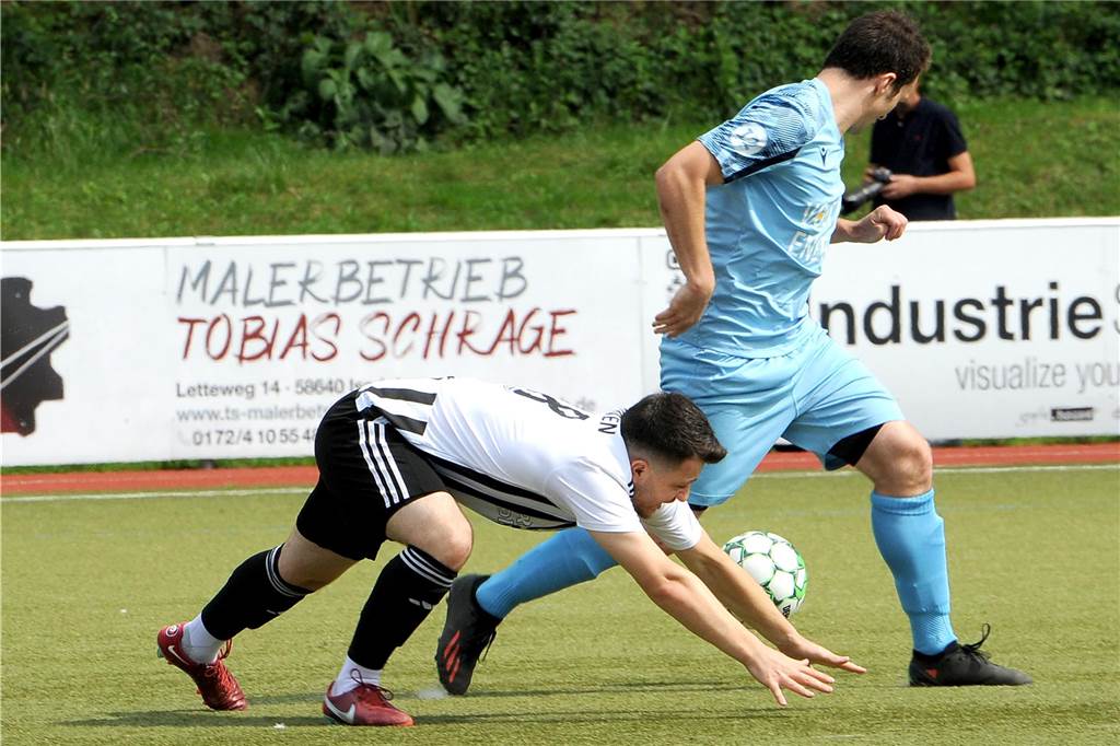 Der SC Hennen hat gegen den SC Lüdenscheid mit 3:1 gewonnen.