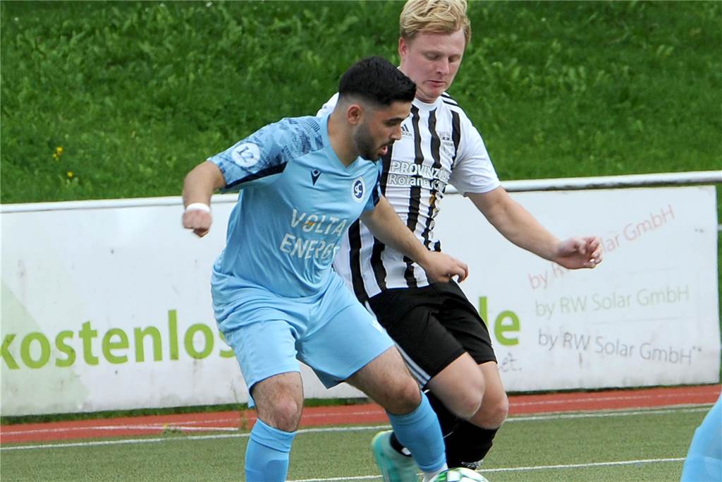 Der SC Hennen hat gegen den SC Lüdenscheid mit 3:1 gewonnen.
