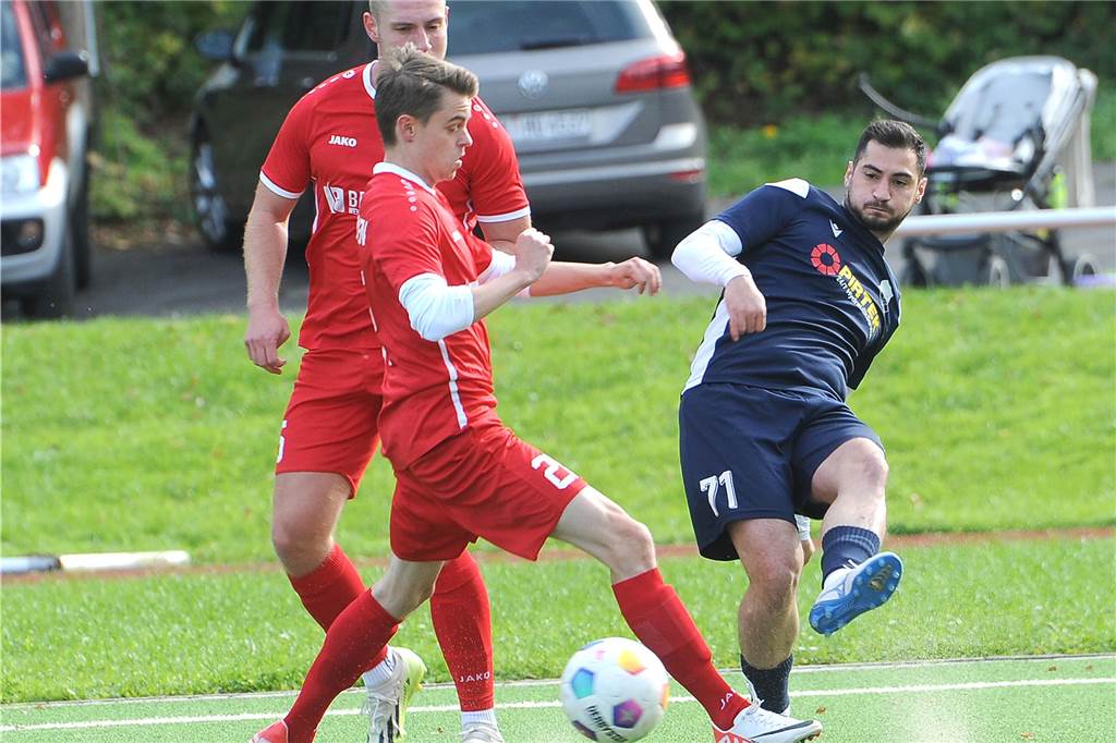 Der SC Hennen hat gegen den SV Deilinghofen-Sundwig mit 5:0 gewonnen.