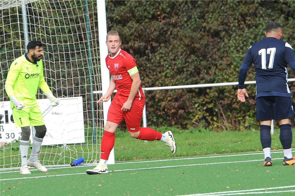 Der SC Hennen hat gegen den SV Deilinghofen-Sundwig mit 5:0 gewonnen.