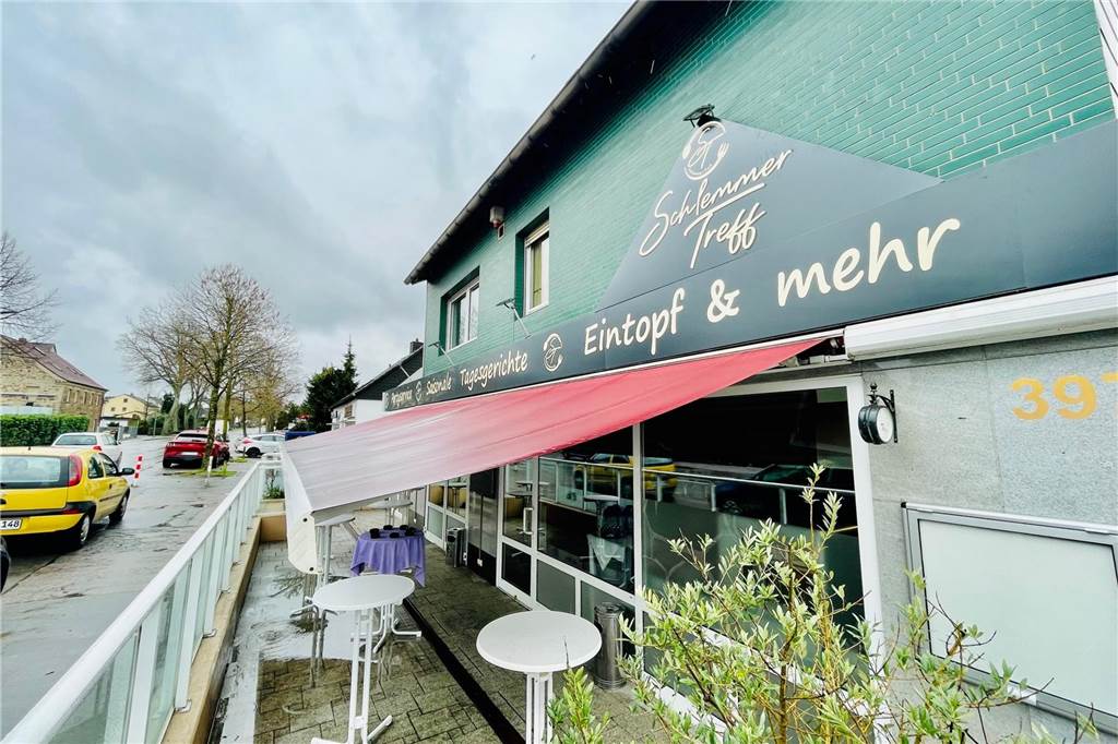 Schlemmertreff: Fadil Ahmetaj eröffnet neuen Imbiss in Höchsten Schlemmertreff, Wittbräucker Straße 397 in Dortmund