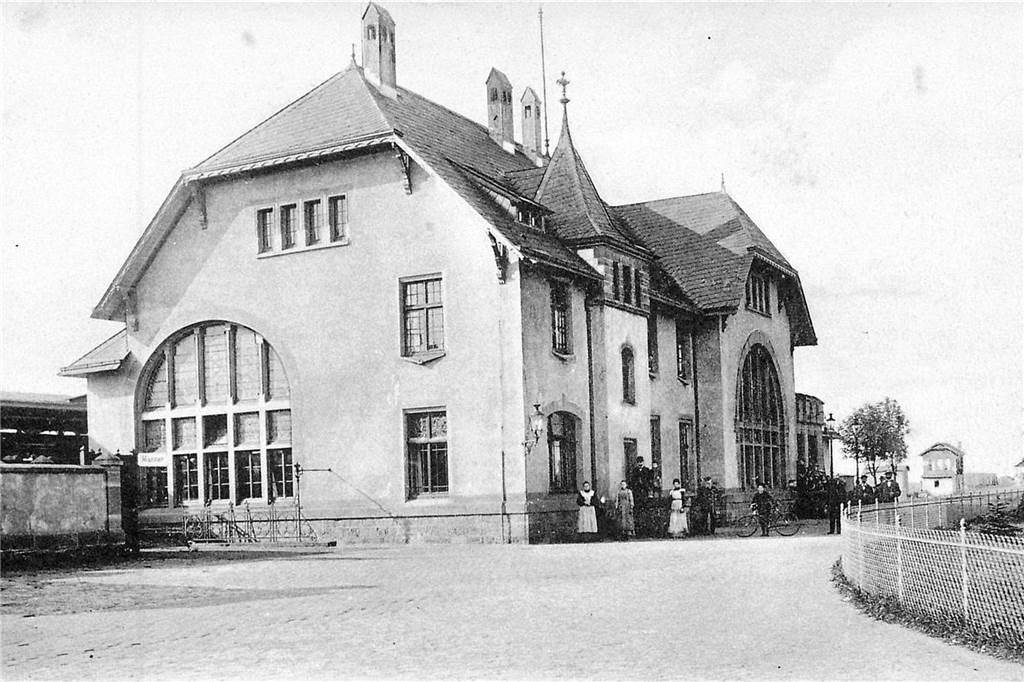 Schöner ankommen: Bahn und Politik wollen Bahnhof neues Leben einhauchen Der schmucke Halterner Bahnhof im Jahr 1905.