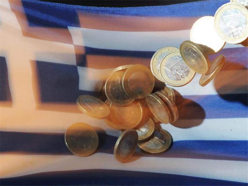 BGH: Griechenland-Anleger können nicht in Deutschland klagen Der Schuldenschnitt 2012 hat Griechenland-Anlegern hohe Verluste beschert. In Deutschland können sie dafür jedoch keine Entschädigung einklagen. Das entschied nun der BGH. Foto: Uli Deck