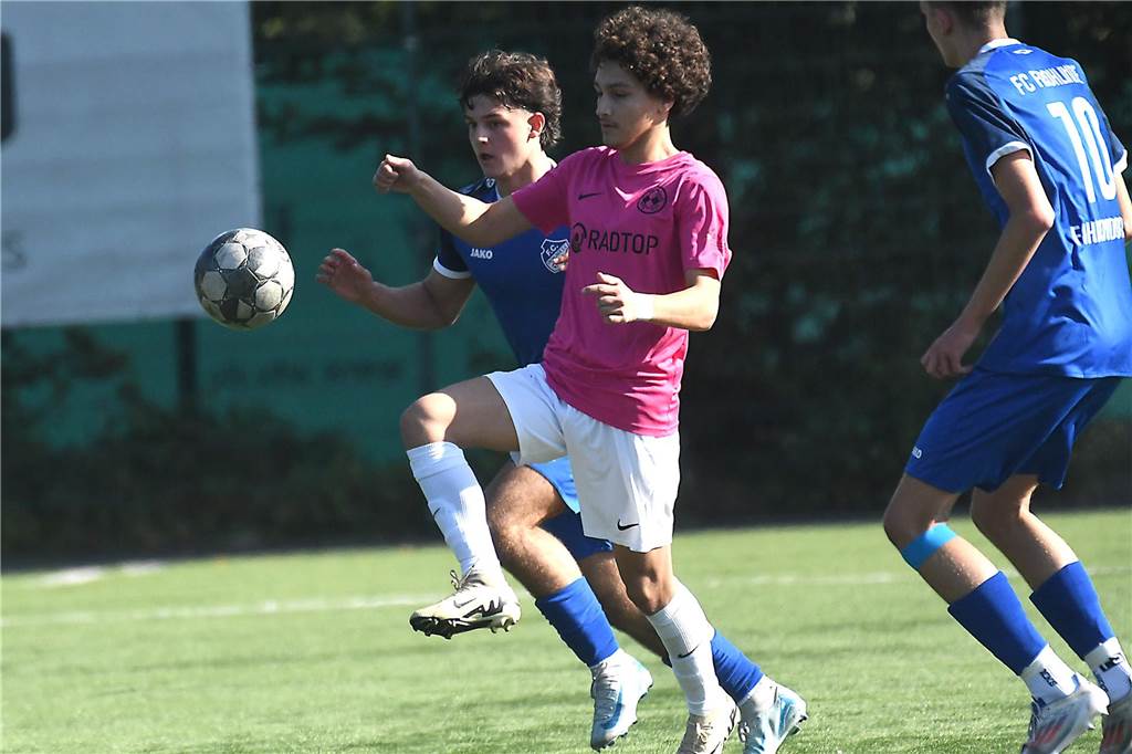 Der sechste Spieltag hatte gleich zwei Derbys zu bieten. Fotograf Volker Engel war vor Ort.