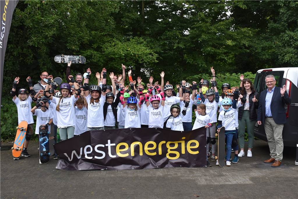 Kinder-Workshop: Mit selbst gebauten Skateboards fährt es sich noch besser Der Skate-Workshop wurde von Westenergie gesponsert.