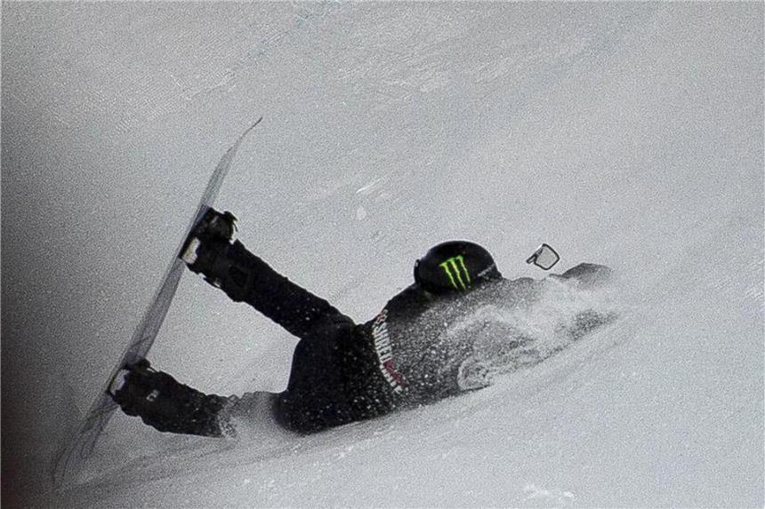 Snowboard-Olympiasieger Podladtchikov schwer gestürzt Der Snowboarder Iouri Podladtchikov ist in Aspen schwer gestürzt. Foto: Anna Stonehouse