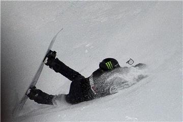 Der Snowboarder Iouri Podladtchikov ist in Aspen schwer gestürzt. Foto: Anna Stonehouse