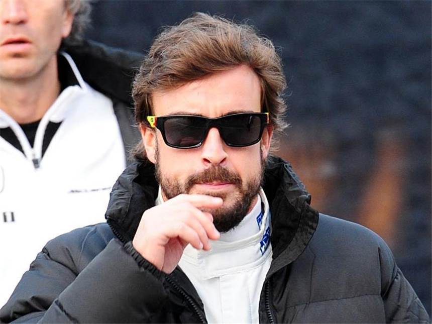 Zusammen 68 Jahre alt: Die Zeit drängt beim McLaren-Duo Der Spanier Fernando Alonso wird im Sommer 34 Jahre alt. Foto: Peter Steffen