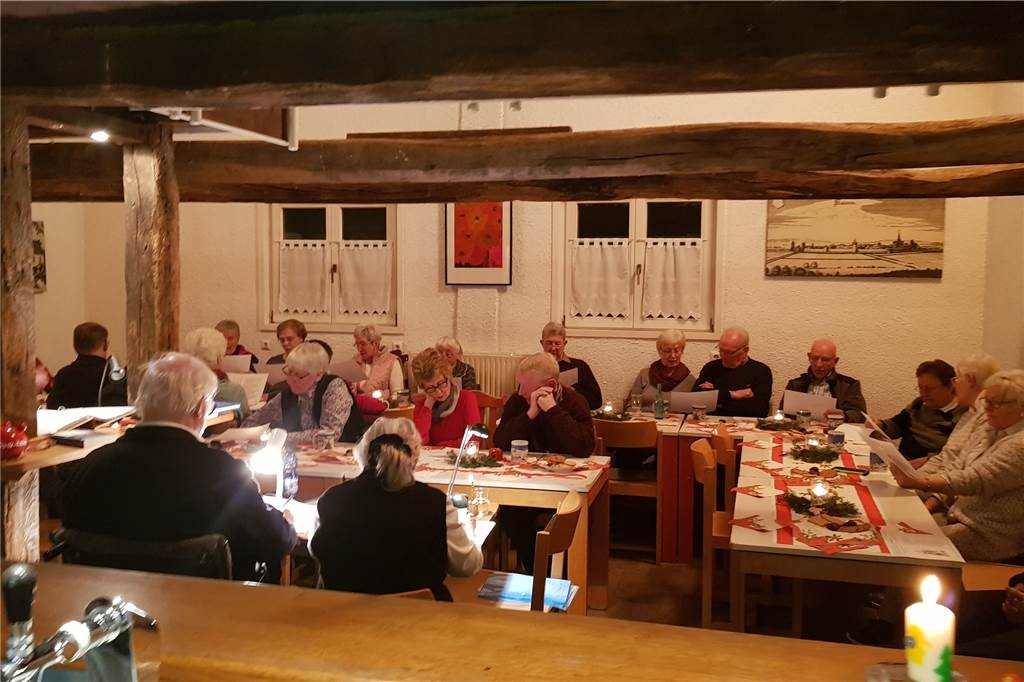 Heimathaus Spieker: Geschenk aus Buldern sollte Bürgertreffpunkt werden Der Spieker an der Grabenstiege wird gern für Vereins-Veranstaltungen genutzt. Unser Archivfoto zeigt eine Adventsfeier des Altertumsvereins Haltern.