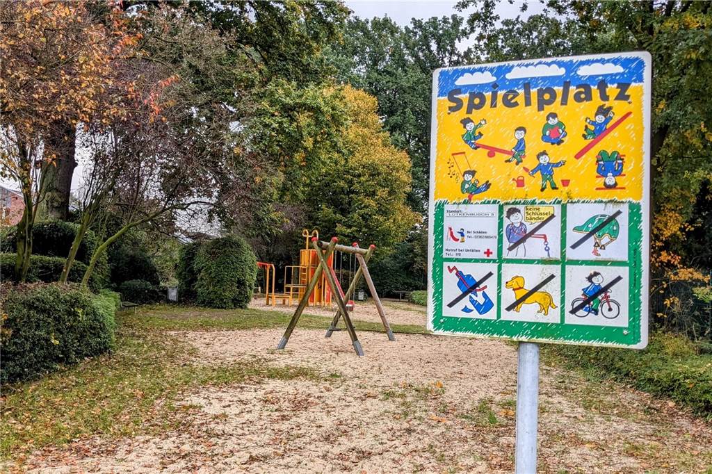 Kinder von Kletterturm begeistert: So geht es mit den Spielplätzen weiter Spielplatz im Altendorfer Wohngebiet Gräwingheide/Lütkenbusch