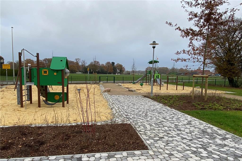 Spielplatz im Neubaugebiet Burloer Straße West offiziell freigegeben Die Spielplatz in Burlo-West ist in mehrere Zonen unterteilt.